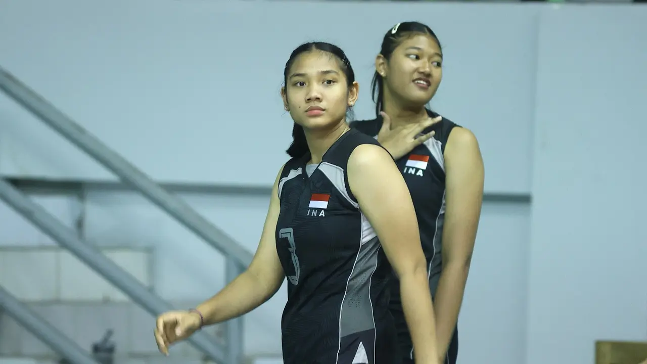 Khanza Putri Yansi Ganshtri (kanan) dan Tina Syifa Sabila Salim.