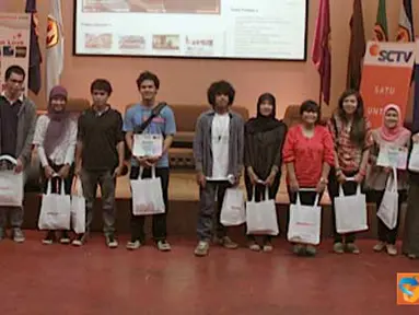 Mahasiswa UNPAD antusias mengikuti kuis di Workshop Citizen6. Merekalah Pemenangnya. (Pengirim: Adi Permadi)