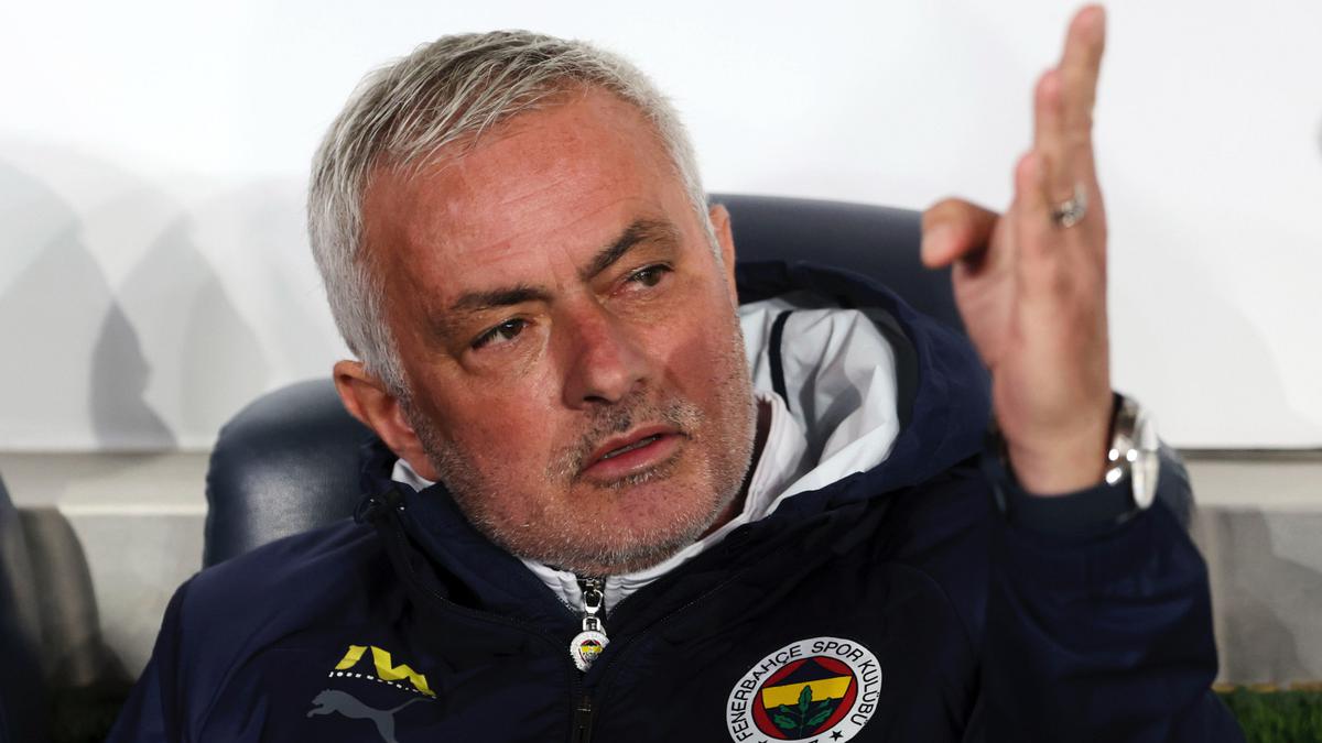 Sindiran Pedas Mourinho Usai Duel Fenerbahce vs Benfica: Ada yang Cuma Ingin Hasil Imbang