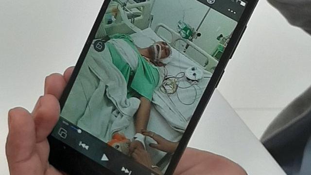 Membaik Pasca Operasi, Ini 5 Potret Dylan Carr Dirawat Intensif di Rumah Sakit
