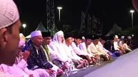 Anies-Sandi Hadiri Tausiyah Kebangsaan di Monas