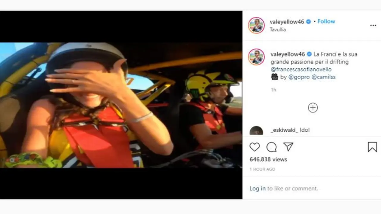 Valentino Rossi Jajal Ngedrift Pakai Mobil (ist)