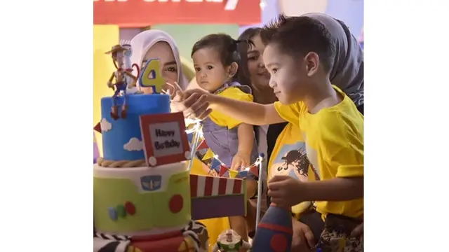 5 Momen Spesial Ulang Tahun Rafathar, Sederhana dan Meriah
