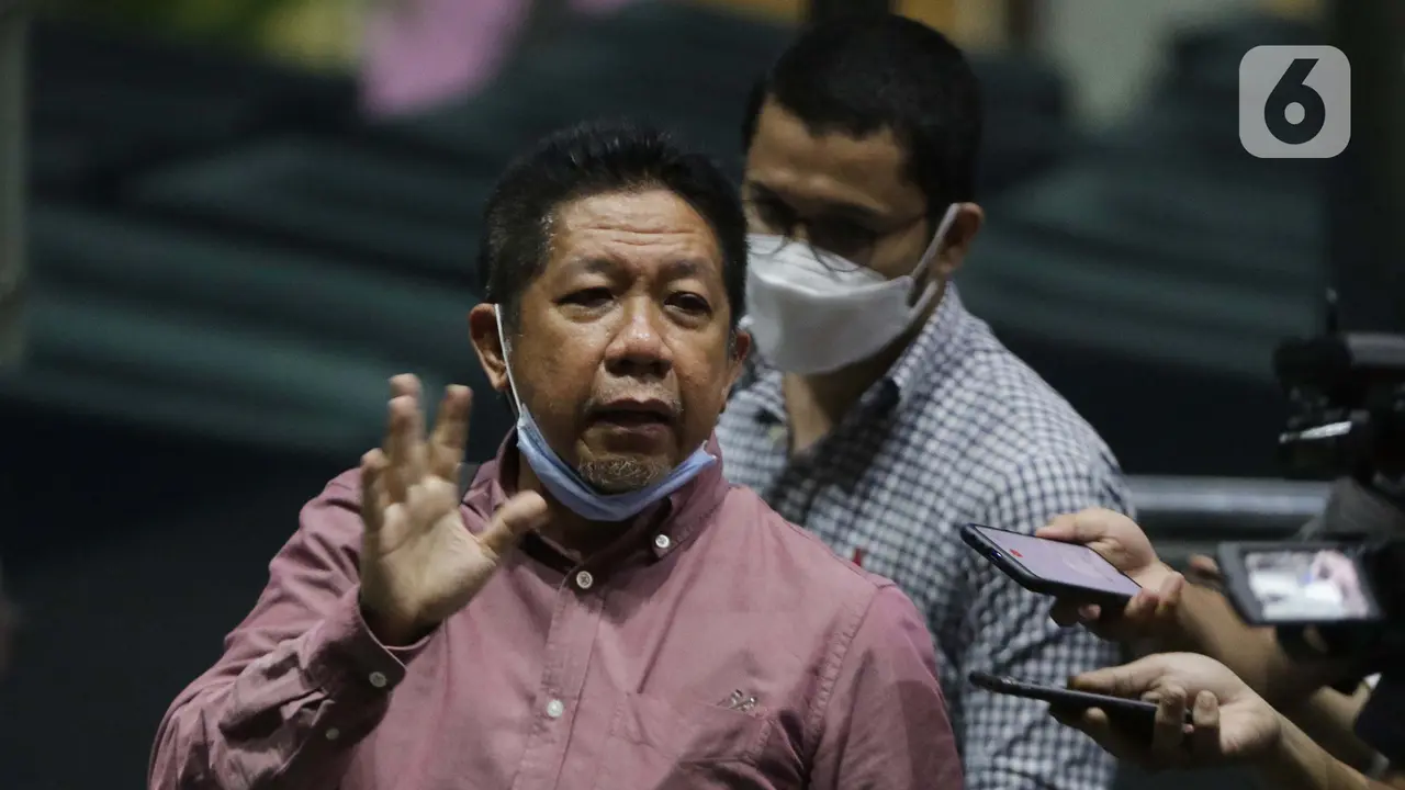 FOTO: Effendi Gazali Penuhi Panggilan Penyidik KPK