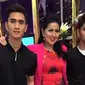 Verrell Bramasta dan Athalla Naufal bersama Venna Melinda [foto: instagram/bramastavrl]