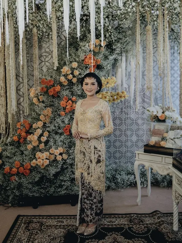 Adu Gaya Publik Figur Kenakan Heels. Dok. Regis Bridal Shoes