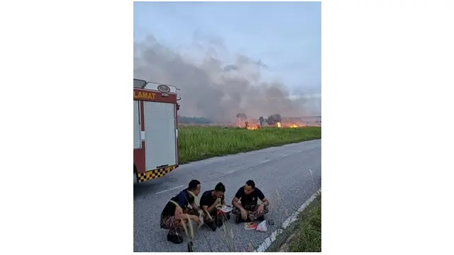 Petugas Pemadam Kebakaran
