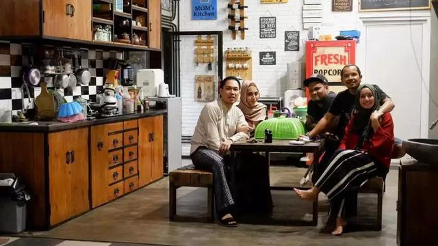 Rumah Industrial Tapi Tetap Homey