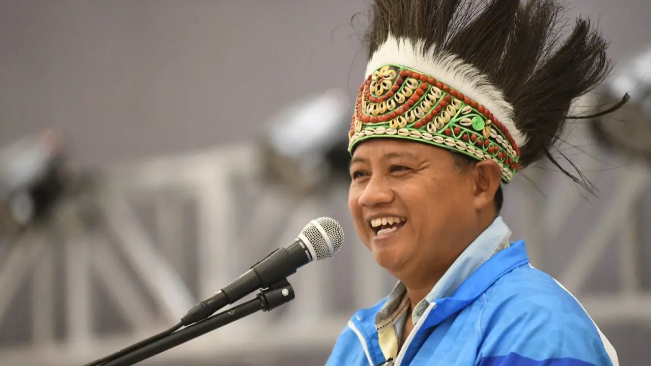 Uu Ruzhanul Ulum