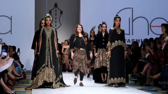 Ghea Panggabean IPMI Trend Show
