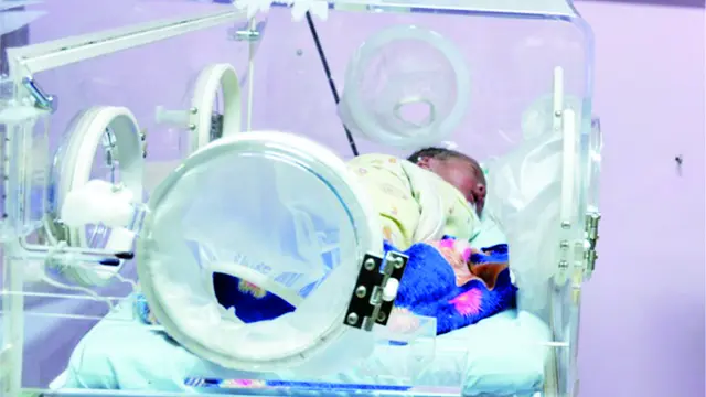 Bayi-bayi dirawat di ruangan khusus. (Foto: Liputan6.com/Muhamad Ridlo)