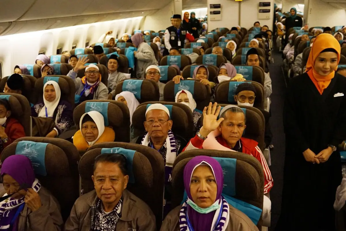 Maskapai nasional Garuda Indonesia secara resmi mulai melaksanakan Fase I (keberangkatan) Penerbangan Haji 1445H/2024M untuk menerbangkan para jemaah haji ke Tanah Suci. (Foto: Garuda Indonesia)