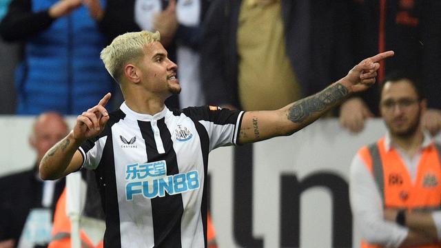Newcastle United Bungkam Arsenal di St James Park