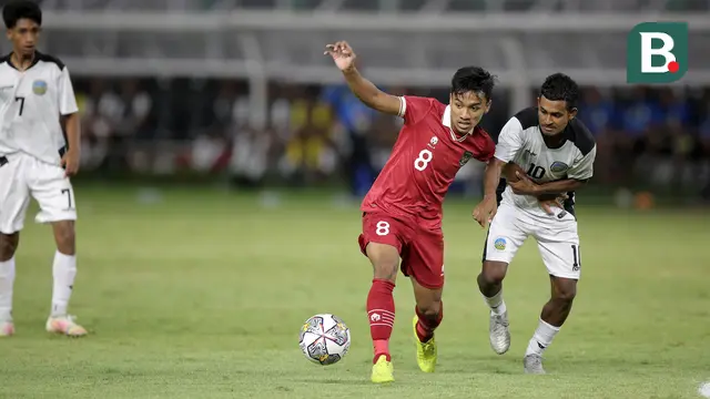Foto: Tajam di Udara dan Ganas di Darat, Hokky Caraka Jadi Mimpi Buruk Timnas Timor Leste di Laga Pertama Kualifikasi Piala Asia U-20