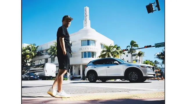 6 Potret Liburan Gading Marten di Miami, Pamer Foto Bareng Vin Diesel