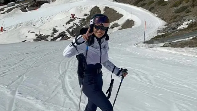 OOTD Artis Tanah Air Main Ski