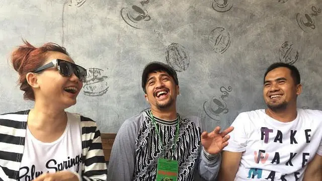Sebentar Lagi Bebas, Ini 6 Momen Saipul Jamil saat Dijenguk Para Artis