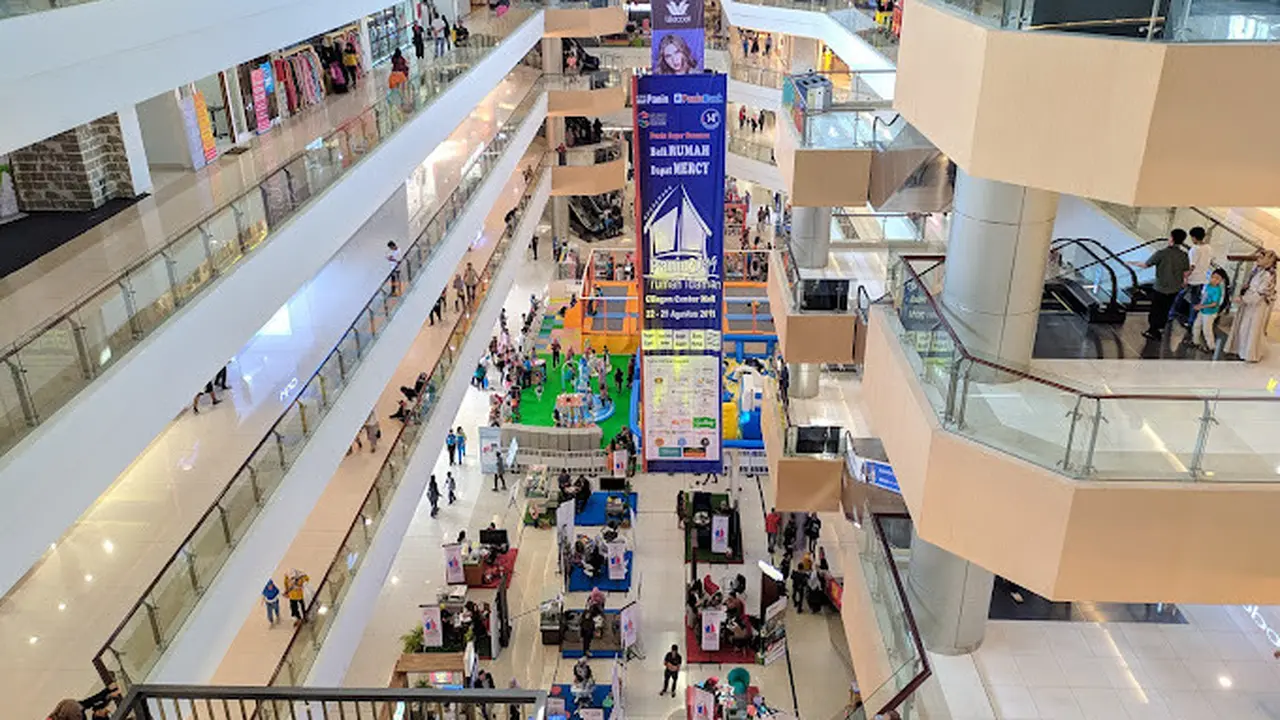 Suasana Cilegon Center Mall