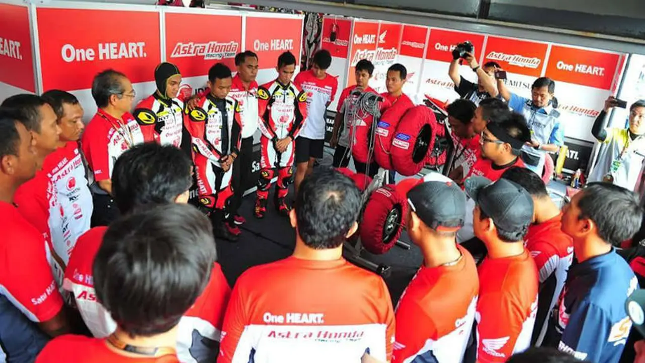 Astra Honda Racing Team (AHRT)