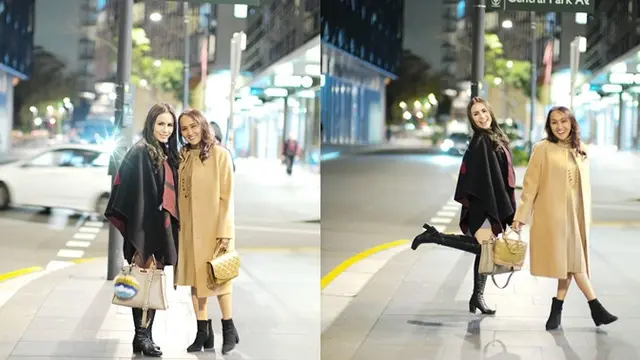 Momo dan ibu mertua memiliki outfit yang tak jauh berbeda, hits banget.