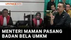 Menteri UMKM, Maman Abdurrahman pasang badan terkait polemik penjualan makanan kedaluwarsa yang menyeret pengusaha UMKM Toko Mama khas Banjar di Kalimantan Selatan. Selain hadir sebagai amicus curiae atau sahabat pengadilan, Menteri Maman juga membaw...