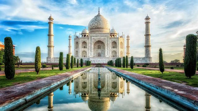 6 Bangunan Terkenal Jika Dipotret Dari Jarak Jauh