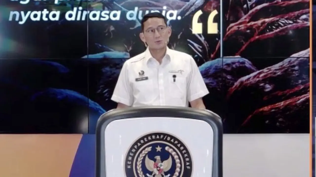 Menparekraf Sandiaga Uno dalam The Weekly Brief with Sandi Uno, Senin, 13 November 2023
