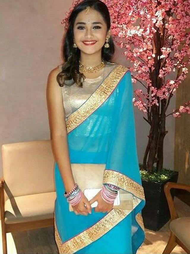 Potret Syifa Hadju Pakai Pakaian India (sumber: instagram/syifahadjureal)