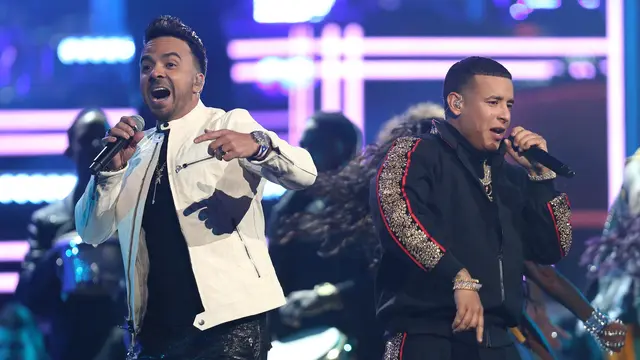 Despacito Hebohkan Panggung Grammy Awards