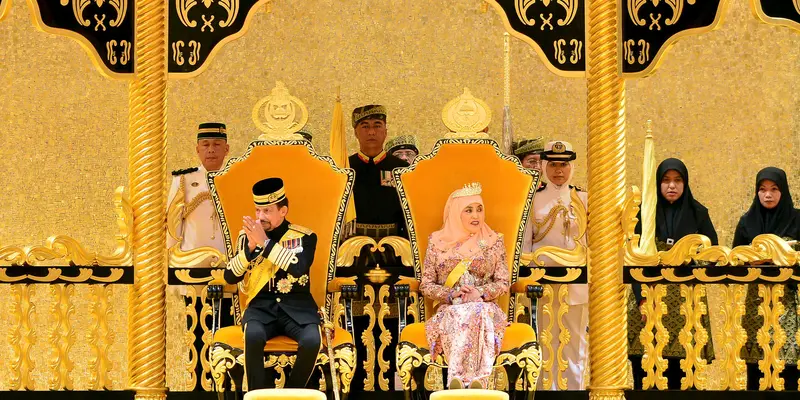 20150815-Sempat Ditunda, Sultan Brunei Rayakan Ultahnya yang ke-69
