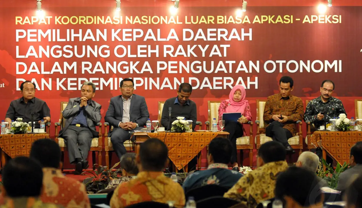 Rapat koordinasi luar biasa tentang polemik RUU Pemilihan Kepala Daerah ini dipimpin Irsan Noor (Bupati Kutai Timur) sebagai Ketua Umum APKASI dan G.S. Vicky Lumentut, Jakarta, (11/9/14). (Liputan6.com/Panji Diksana)