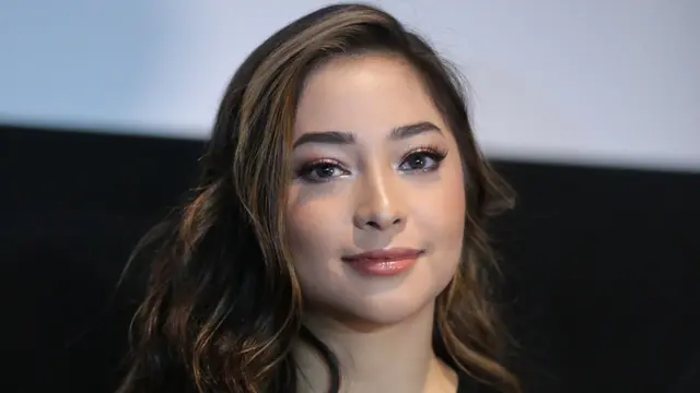 [Bintang] Nikita Willy di Gasing Tengkorak