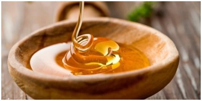 Madu memiliki kandungan yang baik untuk kesehatan kulit./Copyright shutterstock.com
