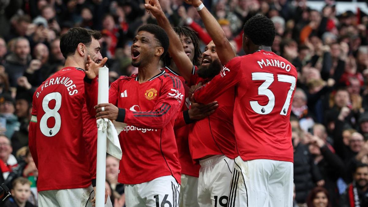 Legenda Manchester United Terpukau Penampilan Carrick: Setelah Sekian Lama, Bisa Senang Nonton MU!