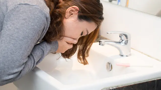 Benarkah Morning Sickness Tingkatkan Kecerdasan Anak? (Narong Jongsirikul/Shutterstock)