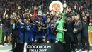 Manchester United adalah klub tersukses kedua dengan meraih 45 trofi utama yaitu 20 gelar liga, 12 Piala FA, 5 Piala Liga Inggris, tiga 3 gelar Liga Champions, 1 trofi Liga Europa, 1 Piala Winners Eropa, 1 Piala Dunia Antarklub, 1 Piala Interkontinental, dan 1 Piala Super Eropa. (AFP/Paul Ellis)