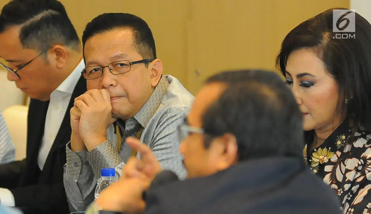 Ketua Komite Ekonomi dan Industri Nasional (KEIN) Soetrisno Bachir saat berdiskusi dengan media di Jakarta, Senin (27/5/2019). Diskusi tersebut membahas percepatan investasi dan ekspor untuk mendorong pertumbuhan yang berkualitas. (Liputan6.com/Angga Yuniar)