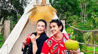 Ajun Perwira dan Jennifer Ipel liburan ke Bali (Sumber: Instagram/ajunperwira)