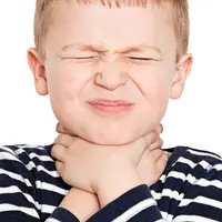 Anak-anak sering sakit tenggorok kenapa ya? (Foto: onlinepharmacyuk.co.uk)