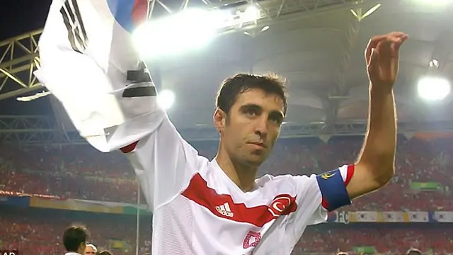 hakan-sukur-131126b.jpg