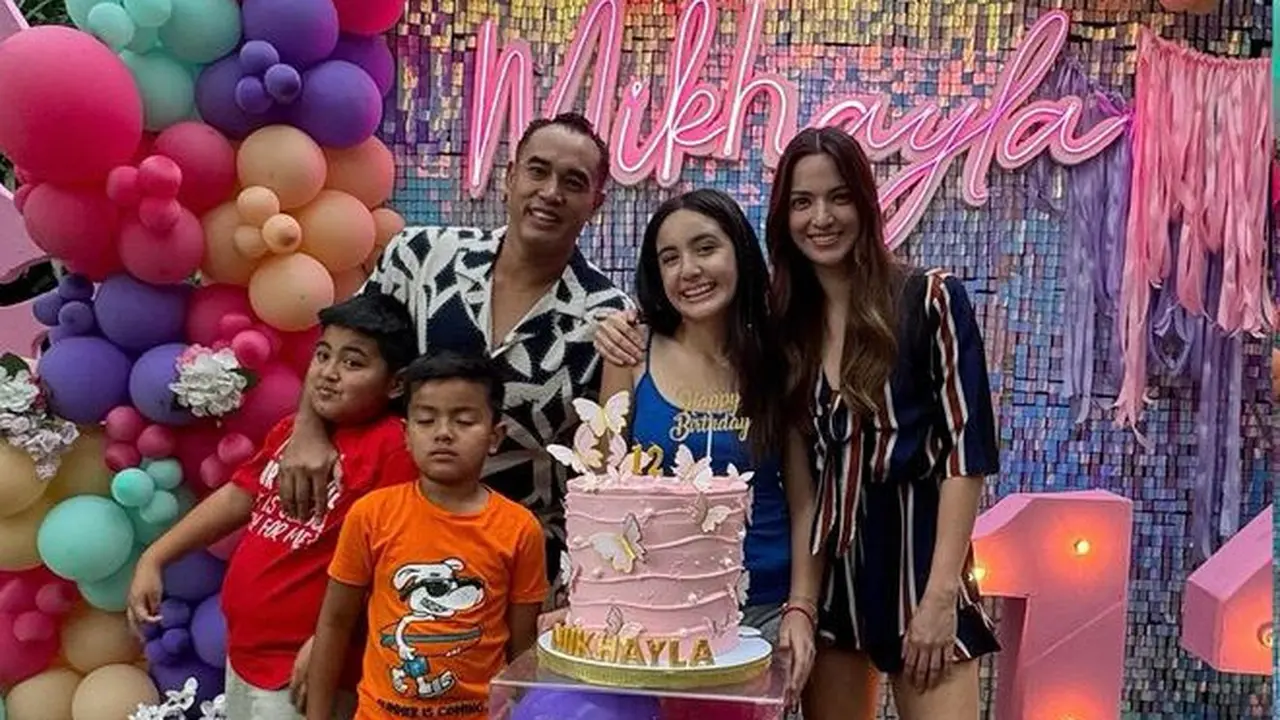 Mikhayla Putri Nia Ramadhani  saat Rayakan Ulang Tahun ke-12