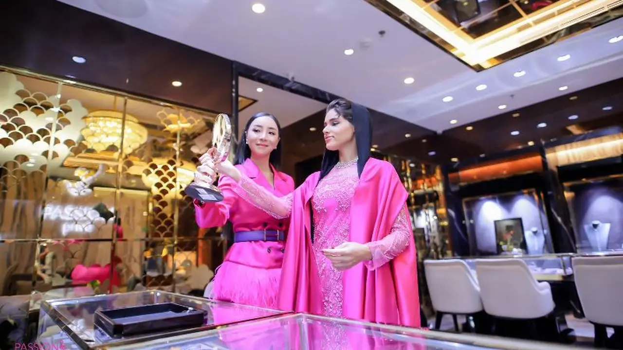 Kunjungi Indonesia, Princess of Bahrain Gelar Acara Amal dan Borong Koleksi Perhiasan