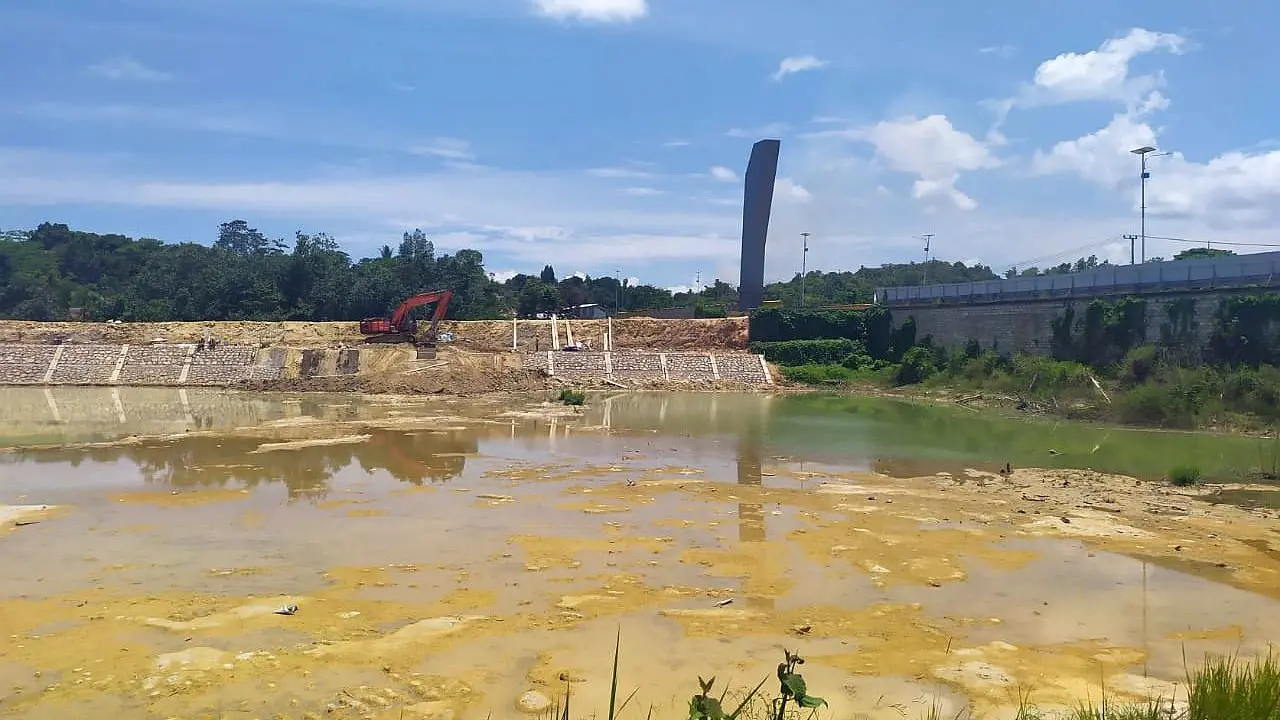 Kementerian PUPR tengah membangun kolam retensi atau waduk pengendali banjir di kawasan Sungai Wanggu Jalan Boulevard, Kota Kendari, Sulawesi Tenggara. (Dok Kementerian PUPR)