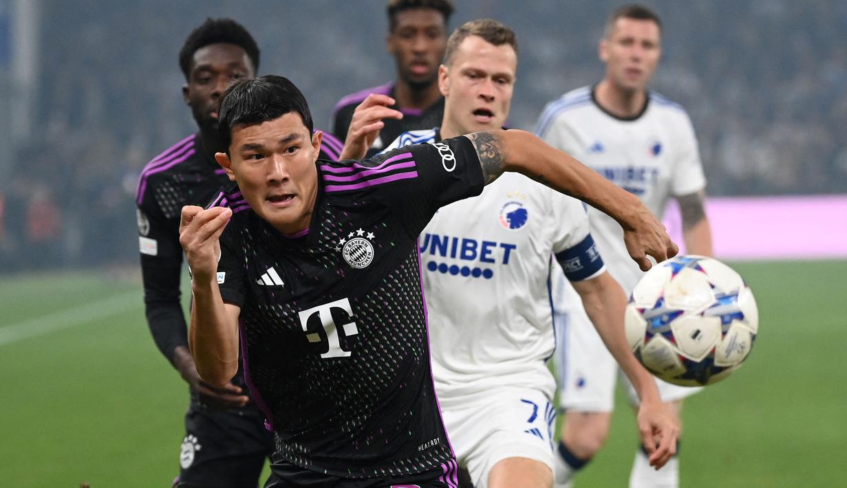 Bek tengah Timnas Korea Selatan milik Bayern Munchen, Kim Min-jae akan menjadi andalan di lini belakang Taeguk Warriors pada Piala Asia 2023 Qatar. Keberhasilannya menjadi pilihan utama di lini belakang Bayern Munchen baik di Bundesliga maupun di Liga Champions tentu akan menumbuhkan kepercayaan yang tinggi di Qatar nanti . Bersama Timnas Korea Selatan ia telah mengoleksi 55 caps dengan torehan 4 gol dan 5 assist. Piala Asia 2023 Qatar menjadi Piala Asia edisi kedua yang diikutinya setelah sebelumnya ia juga tampil pada ajang Piala Asia 2019 di Uni Emirat Arab. (AFP/Sergei Gapon)