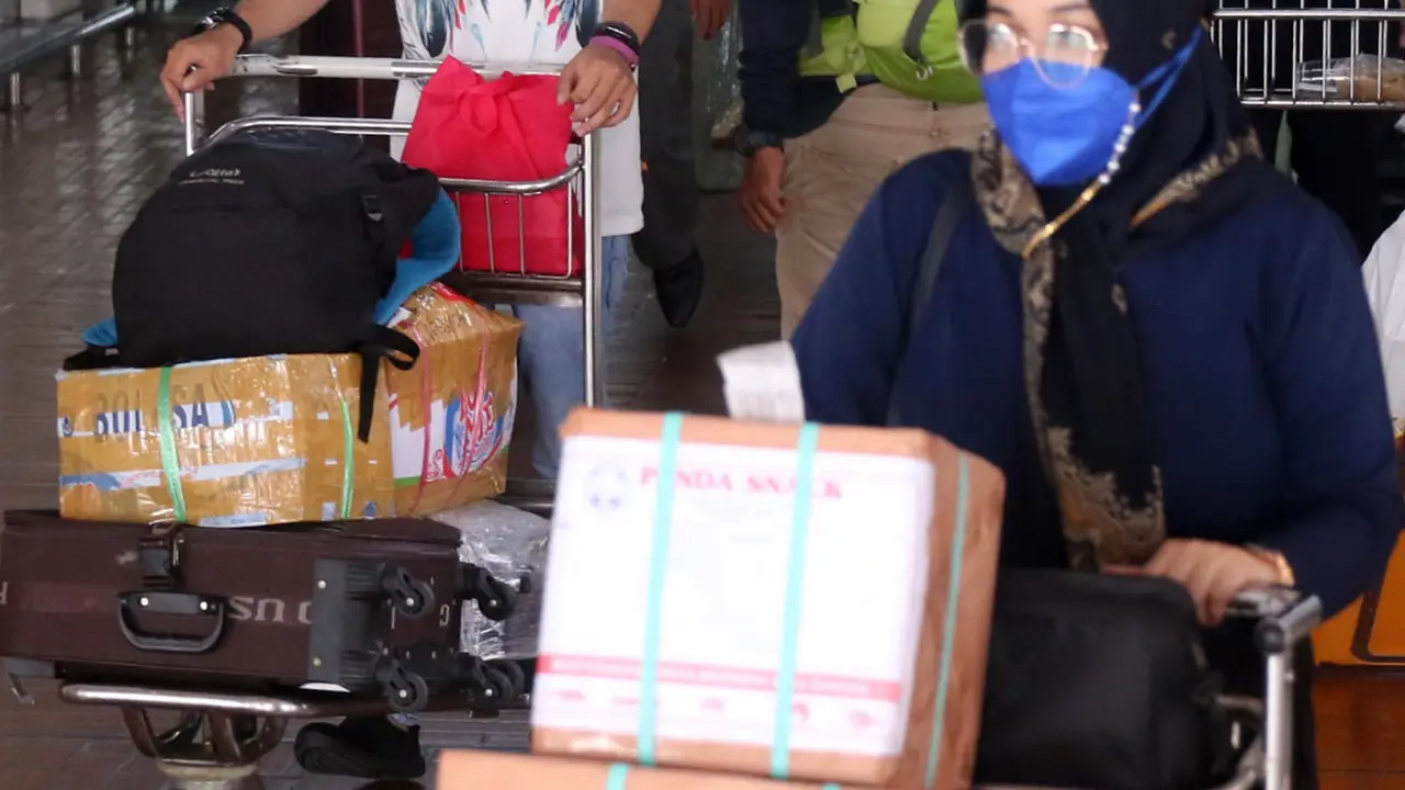 FOTO: Suasana Bandara Soetta Pasca Larangan Mudik Dicabut