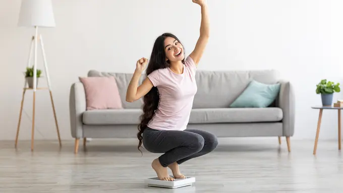 5 Langkah Mudah Turunkan Berat Badan Setelah Perayaan Tahun Baru