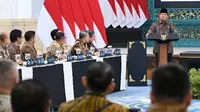 Presiden Republik Indonesia, Prabowo Subianto menggelar Sidang Kabinet Paripurna di Istana Negara, Jakarta, pada Senin 20 Oktober 2025. Sidang Kabinet ini dalam rangka memperingati satu tahun pemerintahannya bersama Wakil Presiden Gibran Rakabuming Raka. (Biro Pers Istana Kepresidenan)