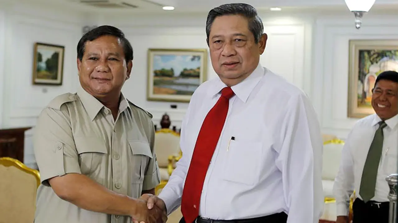 1-prabowo-sowan-sby-131225c.jpg