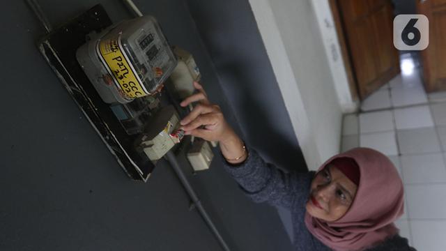 FOTO: Listrik Gratis di Tengah Pandemi Virus Corona COVID-19