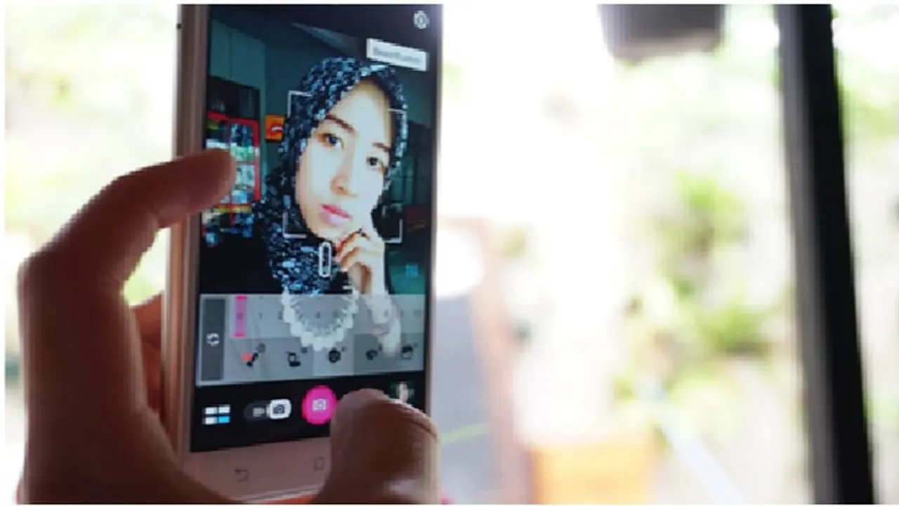 Zenfone Live, Beautiful Smartphone for Beautiful People
